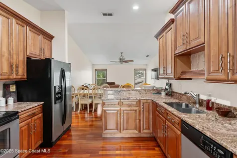 2012 Vernon Place Melbourne FL 32901