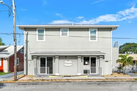 2012 Vernon Place Melbourne FL 32901
