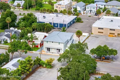 2012 Vernon Place Melbourne FL 32901