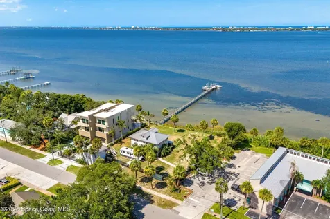 1811 Riverview Drive Melbourne FL 32901