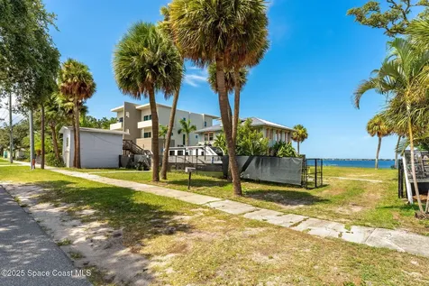 1811 Riverview Drive Melbourne FL 32901