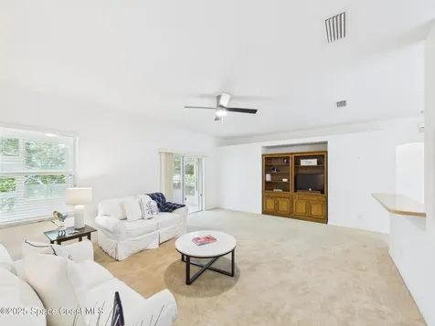 826 Riviera Avenue Sebastian FL 32958
