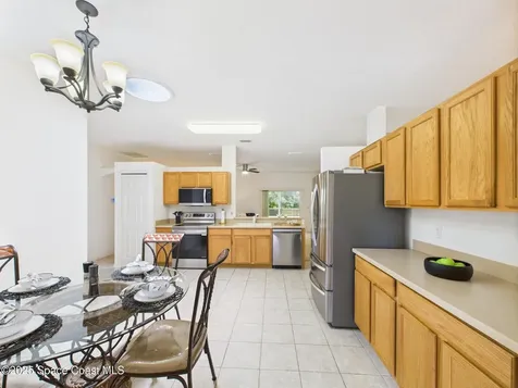 826 Riviera Avenue Sebastian FL 32958