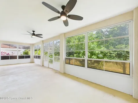 826 Riviera Avenue Sebastian FL 32958