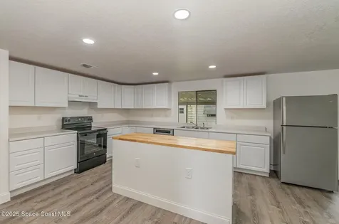 1918 Sago Palm Street NE Palm Bay FL 32905