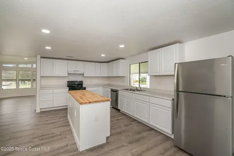 1918 Sago Palm Street NE Palm Bay FL 32905