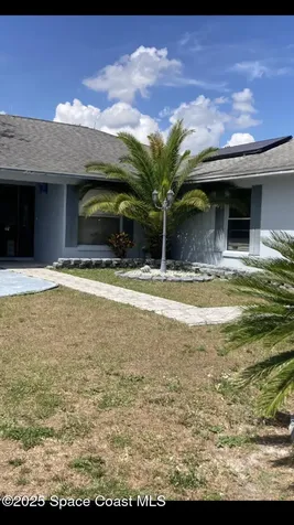 303 Cocoa Court Kissimmee FL 34758
