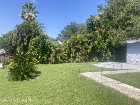 303 Cocoa Court Kissimmee FL 34758