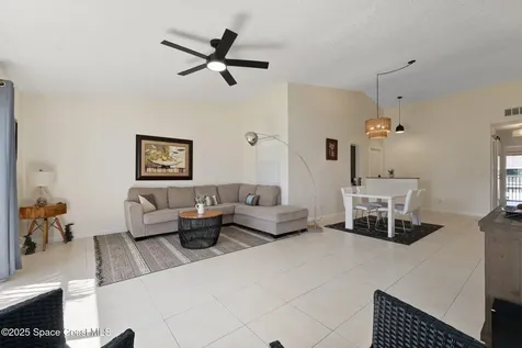 3212 S Lakeview Circle Fort Pierce FL 34949