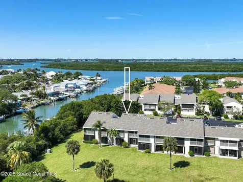 3212 S Lakeview Circle Fort Pierce FL 34949