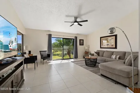 3212 S Lakeview Circle Fort Pierce FL 34949