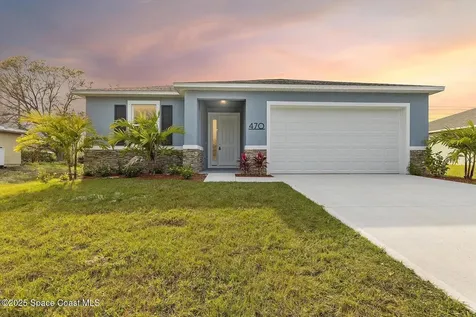 460 Grenadier Avenue NW Palm Bay FL 32907