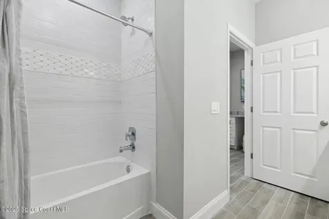 460 Grenadier Avenue NW Palm Bay FL 32907