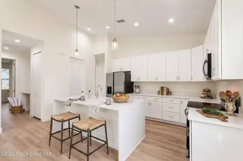 460 Grenadier Avenue NW Palm Bay FL 32907