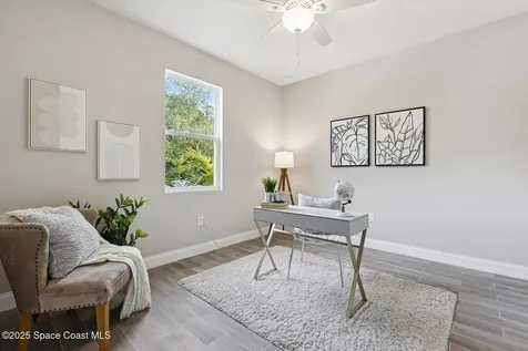 460 Grenadier Avenue NW Palm Bay FL 32907