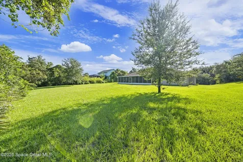 1560 Silk Oak Avenue Titusville FL 32796