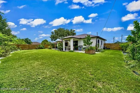 961 Crocus Street NE Palm Bay FL 32907