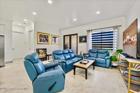 961 Crocus Street NE Palm Bay FL 32907