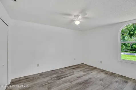 4465 62nd Court Vero Beach FL 32967