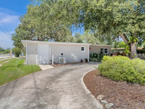 10 N Hilltop Drive Titusville FL 32796
