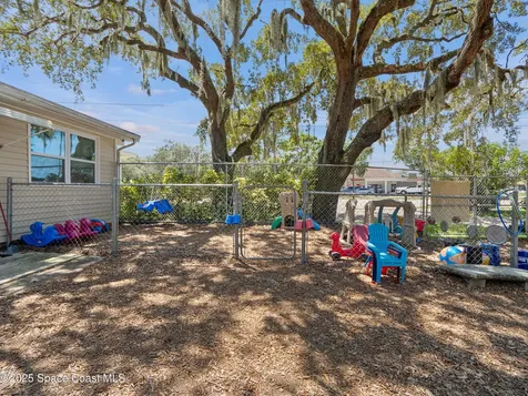 10 N Hilltop Drive Titusville FL 32796