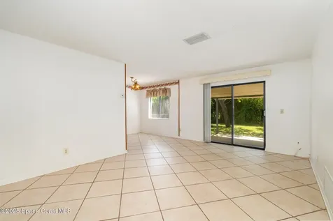 516 Eloise Avenue Titusville FL 32796