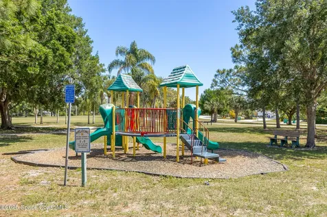 841 Jamaica Avenue Sebastian FL 32958