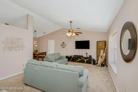 841 Jamaica Avenue Sebastian FL 32958