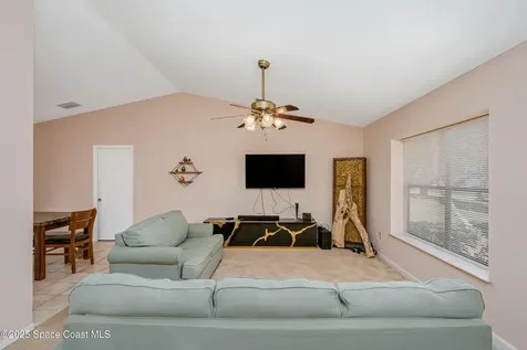 841 Jamaica Avenue Sebastian FL 32958