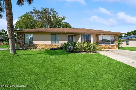 107 Mayfair Street SE Palm Bay FL 32909