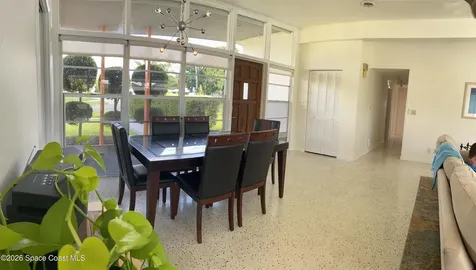 403 21st Place SE Vero Beach FL 32962