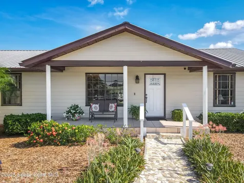 534 Minnow Court Kenansville FL 34739