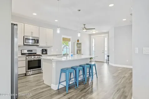 1689 Tullagee Avenue Melbourne FL 32940