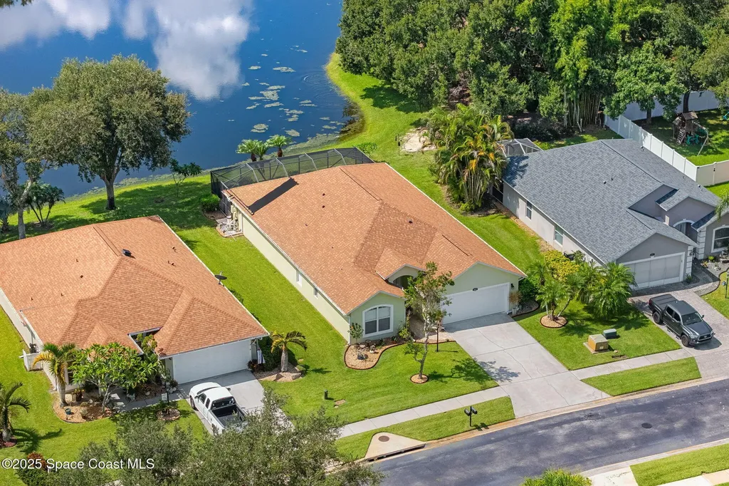 833 Tavernier Circle NE Palm Bay FL 32905