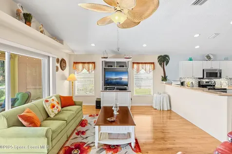 833 Tavernier Circle NE Palm Bay FL 32905
