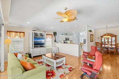 833 Tavernier Circle NE Palm Bay FL 32905