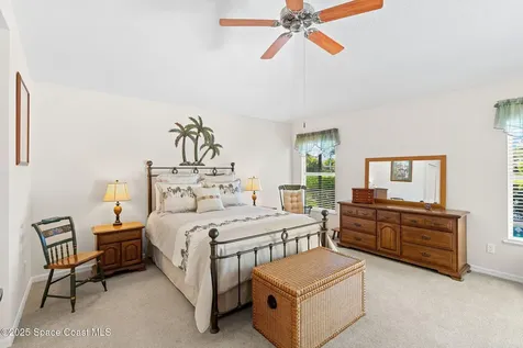 833 Tavernier Circle NE Palm Bay FL 32905