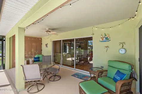 833 Tavernier Circle NE Palm Bay FL 32905