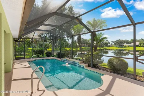 833 Tavernier Circle NE Palm Bay FL 32905