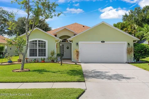 833 Tavernier Circle NE Palm Bay FL 32905