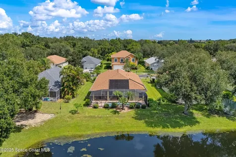 833 Tavernier Circle NE Palm Bay FL 32905