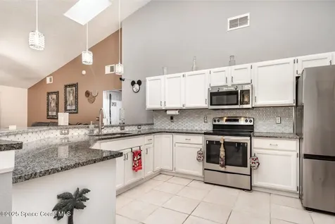 2938 Pembridge Street Kissimmee FL 34747
