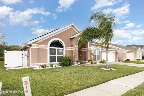 2938 Pembridge Street Kissimmee FL 34747