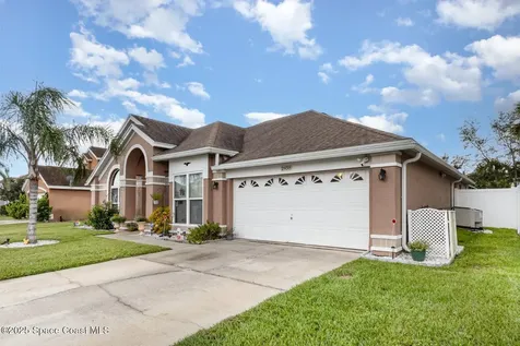 2938 Pembridge Street Kissimmee FL 34747