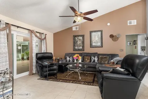 2938 Pembridge Street Kissimmee FL 34747