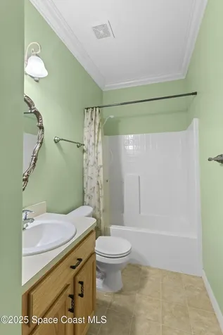 1870 Parrsboro Street NW Palm Bay FL 32907