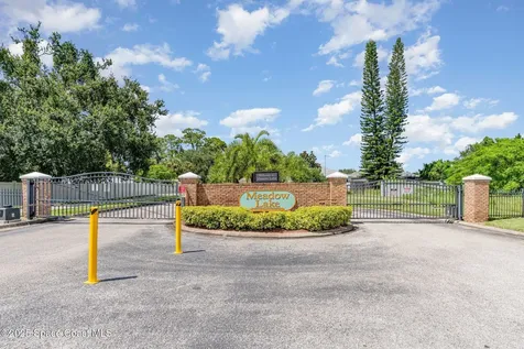 1512 Vista Lake Circle Melbourne FL 32904