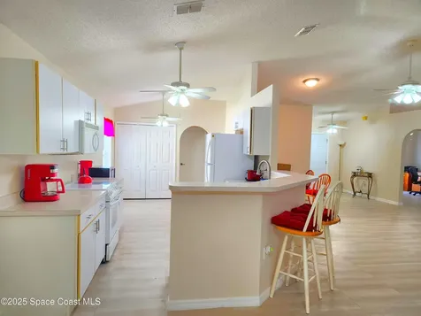 1512 Vista Lake Circle Melbourne FL 32904