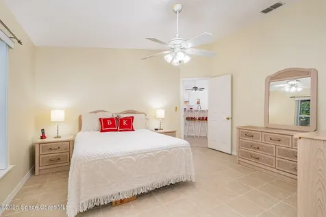 1512 Vista Lake Circle Melbourne FL 32904