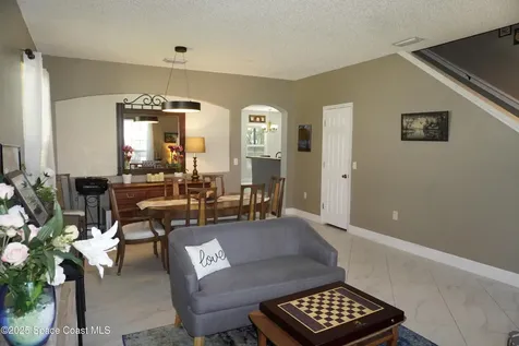 284 Sedgewood Circle Melbourne FL 32904
